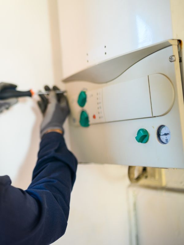 Professional Tankless Water Heaters Replacement Installation